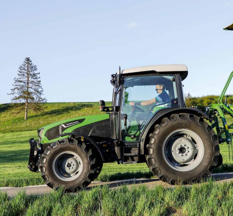 Deutz Fahr D Ls Technische Daten Des Allradtraktors