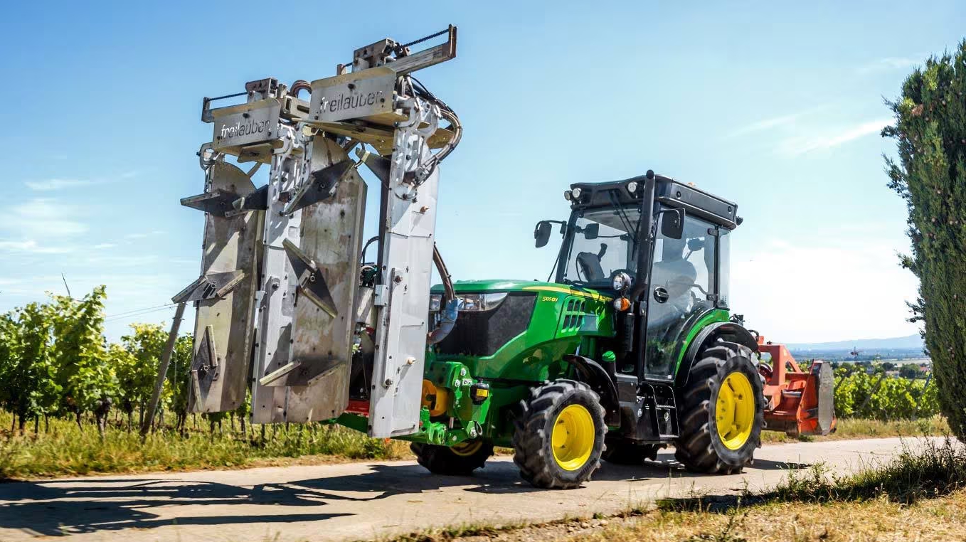 John Deere 5105GV Technische Daten Des Allradtraktors 2022 2024