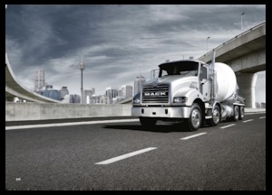 Sattelzugmaschinen/SZM Mack METRO-LINER Day Cab ISL 350 10x4