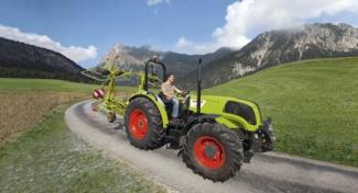 Hinterrad-Traktoren Claas Elios 210