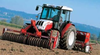 Allrad-Traktoren Steyr 4075 Kompakt Basis