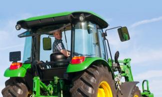 Allrad-Traktoren John Deere 5075E
