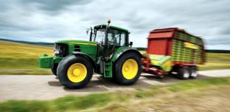 Allrad-Traktoren John Deere 6930