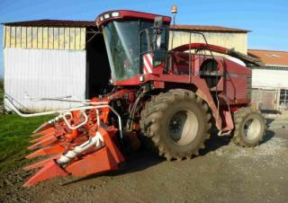 Feldhäcksler 4-WD Case IH CHX 420