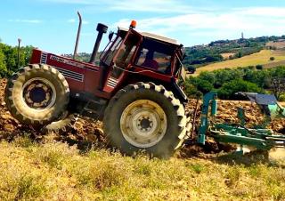 Allrad-Traktoren Fiatagri 140-90