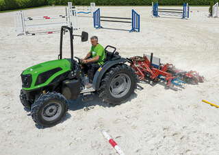 Allrad-Traktoren DEUTZ-FAHR 3050