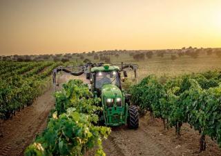 Allrad-Traktoren John Deere 5120ML