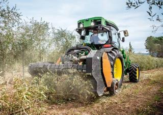 Allrad-Traktoren John Deere 5130ML