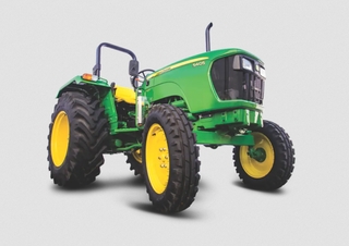Allrad-Traktoren John Deere 5405 TREM-IV