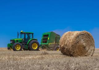 Allrad-Traktoren John Deere 6115J