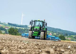 Allrad-Traktoren John Deere 6140M 
