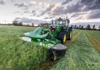 Allrad-Traktoren John Deere 6155M 