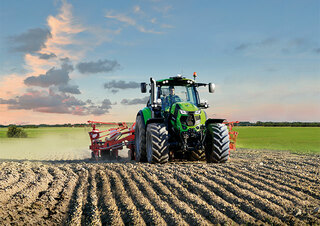Allrad-Traktoren DEUTZ-FAHR 6175.4 Agrotron RCShift