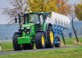 Allrad-Traktoren John Deere 6175M 