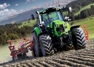 Allrad-Traktoren DEUTZ-FAHR 6215 Agrotron