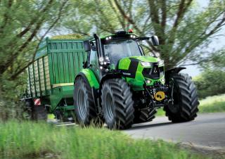 Allrad-Traktoren DEUTZ-FAHR 6215 Agrotron