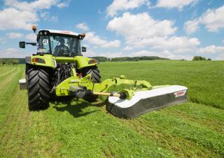Allrad-Traktoren Claas Arion 450