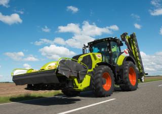 Allrad-Traktoren Claas Axion 850 