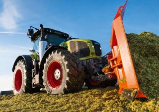 Allrad-Traktoren Claas Axion 920 