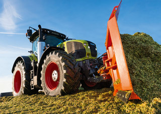 Allrad-Traktoren Claas Axion 960 