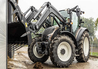 Allrad-Traktoren Valtra G105H