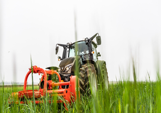 Allrad-Traktoren Valtra G105H