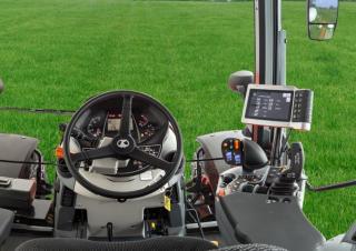 Allrad-Traktoren Kubota M7133