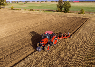 Allrad-Traktoren Kubota M7133