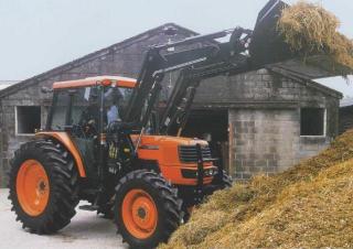 Allrad-Traktoren Kubota ME 8200