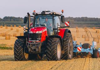 Allrad-Traktoren Massey Ferguson MF 8732 S 
