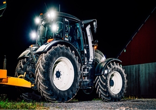 Allrad-Traktoren Valtra N134D SmartTouch