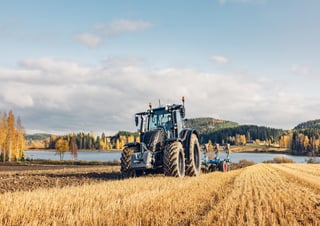 Allrad-Traktoren Valtra N134H