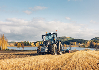 Allrad-Traktoren Valtra N174A