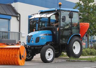Allrad-Traktoren LS R50 HST