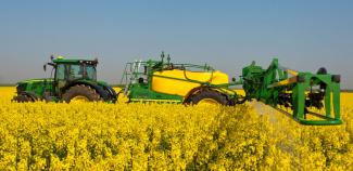 Anhänge-Feldspritzen John Deere R962i