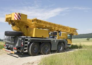 AT-Krane Liebherr LTM 1050-3.1 