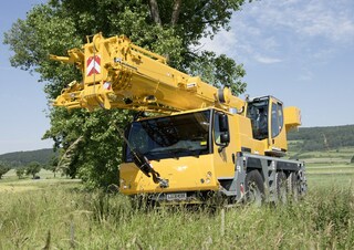 AT-Krane Liebherr LTM 1050-3.1 