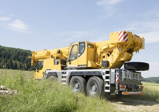 AT-Krane Liebherr LTM 1050-3.1 