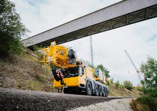 AT-Krane Liebherr LTM 1150-5.3