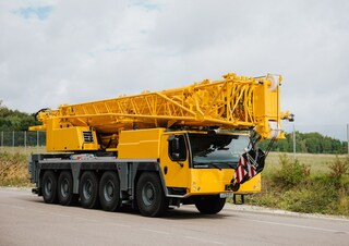 AT-Krane Liebherr LTM 1150-5.3