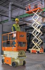 Scherenbühnen Scherenbühnen auf Rädern JLG 6RS