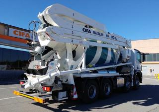 Autobetonpumpen CIFA MK32L