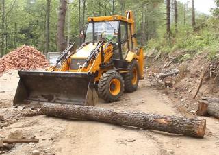 Baggerlader Bull HD100 4WD