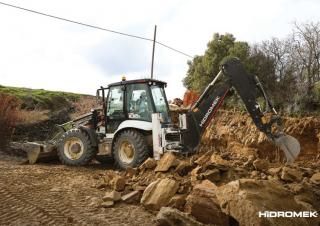 Baggerlader Hidromek HMK 102 S Alpha