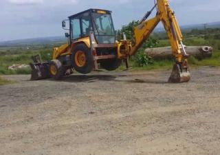 Baggerlader MF Industrial MF 750