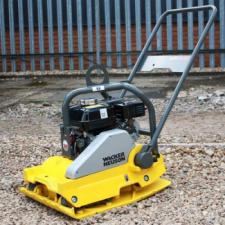 Rüttelplatten Rüttelplatten in einer Richtung Wacker Neuson WP1550A