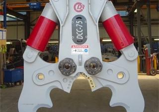 Anbaugeräte Beton-Abbruchzangen Demarec DCC-75