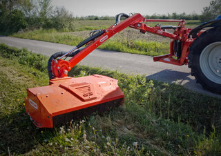 Sommerdienstgeräte Böschungsmäher Maschio Camilla 550