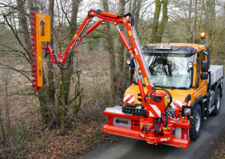 Sommerdienstgeräte Böschungsmäher Dücker DUA 700 GMK 12