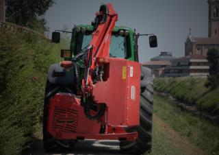 Sommerdienstgeräte Böschungsmäher Maschio Katia 650